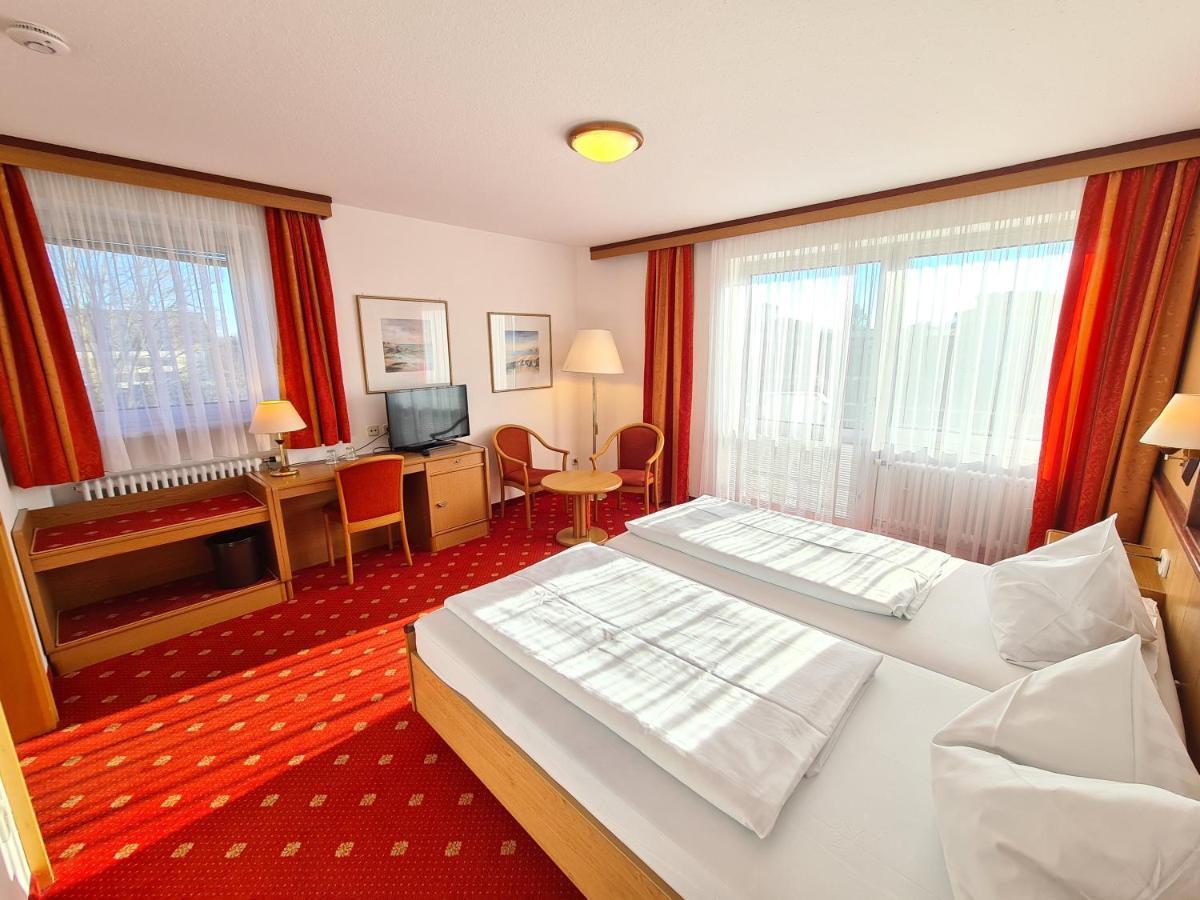 Thermenhotel Tannenhof - Ihr Wohlfuehl-Hotel Бад-Фюссінг Екстер'єр фото