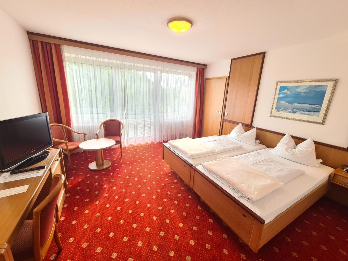 Thermenhotel Tannenhof - Ihr Wohlfuehl-Hotel Бад-Фюссінг Екстер'єр фото