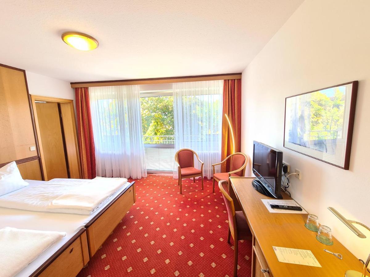 Thermenhotel Tannenhof - Ihr Wohlfuehl-Hotel Бад-Фюссінг Екстер'єр фото