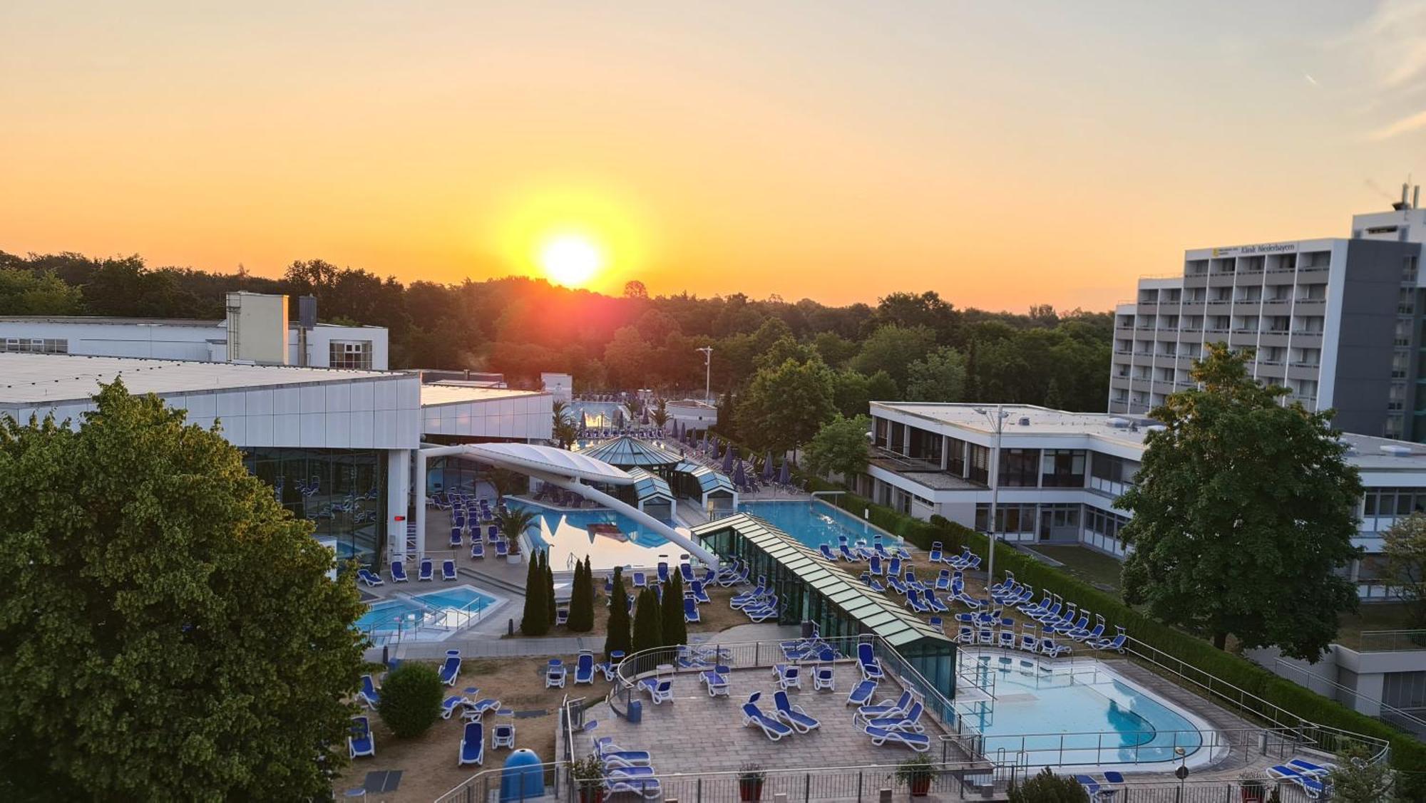 Thermenhotel Tannenhof - Ihr Wohlfuehl-Hotel Бад-Фюссінг Екстер'єр фото