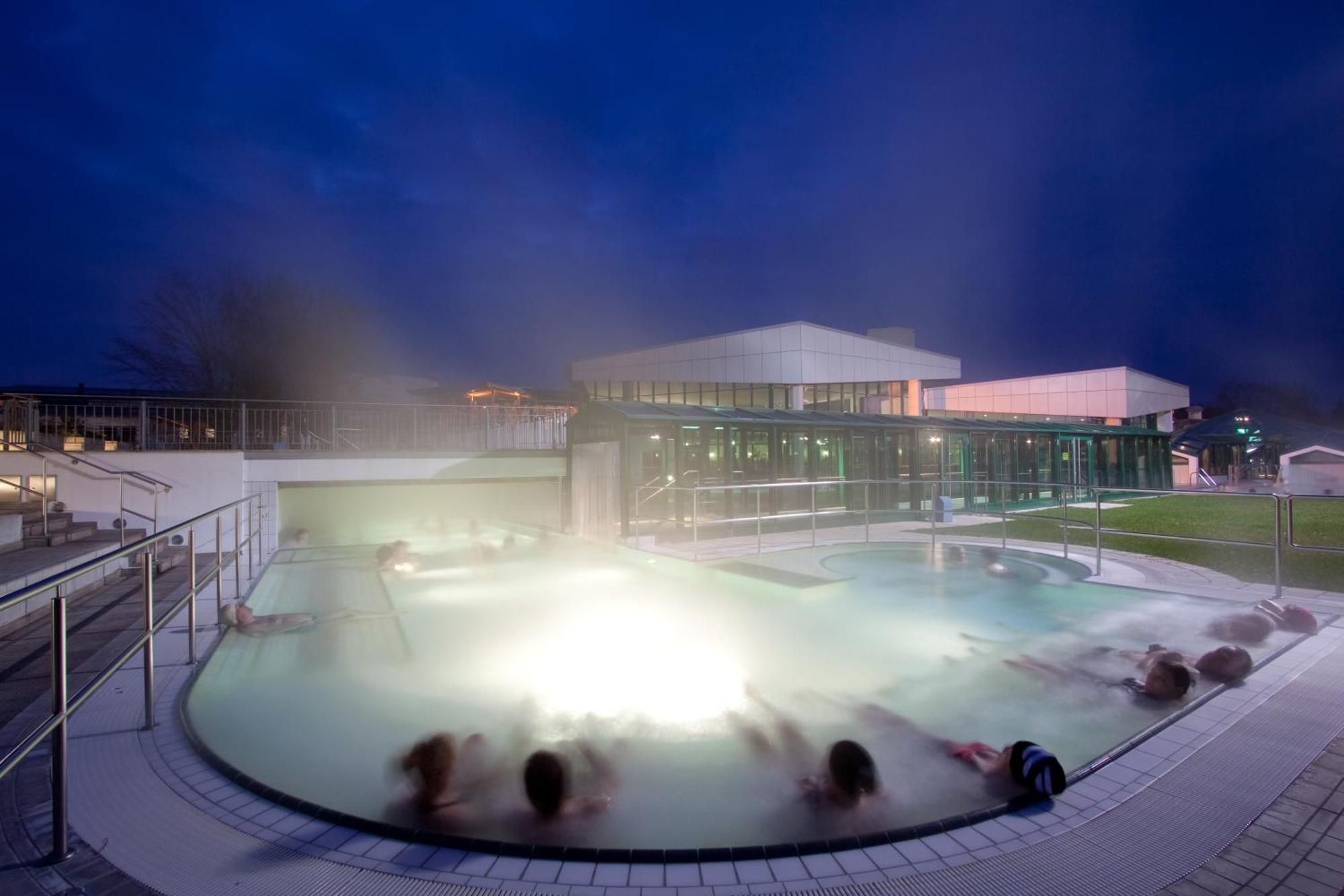 Thermenhotel Tannenhof - Ihr Wohlfuehl-Hotel Бад-Фюссінг Екстер'єр фото